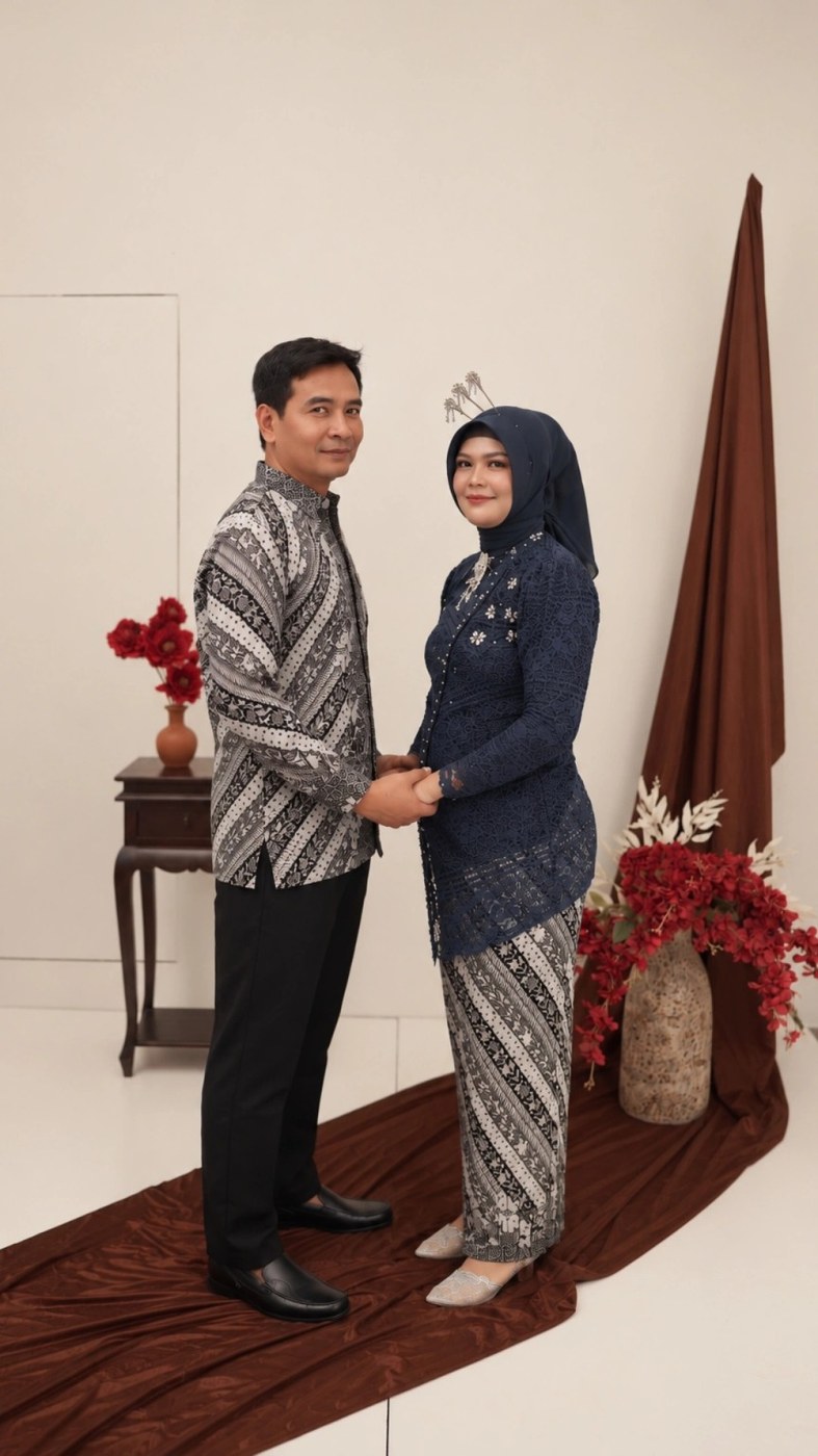 Momen Fiyya & Toto 1